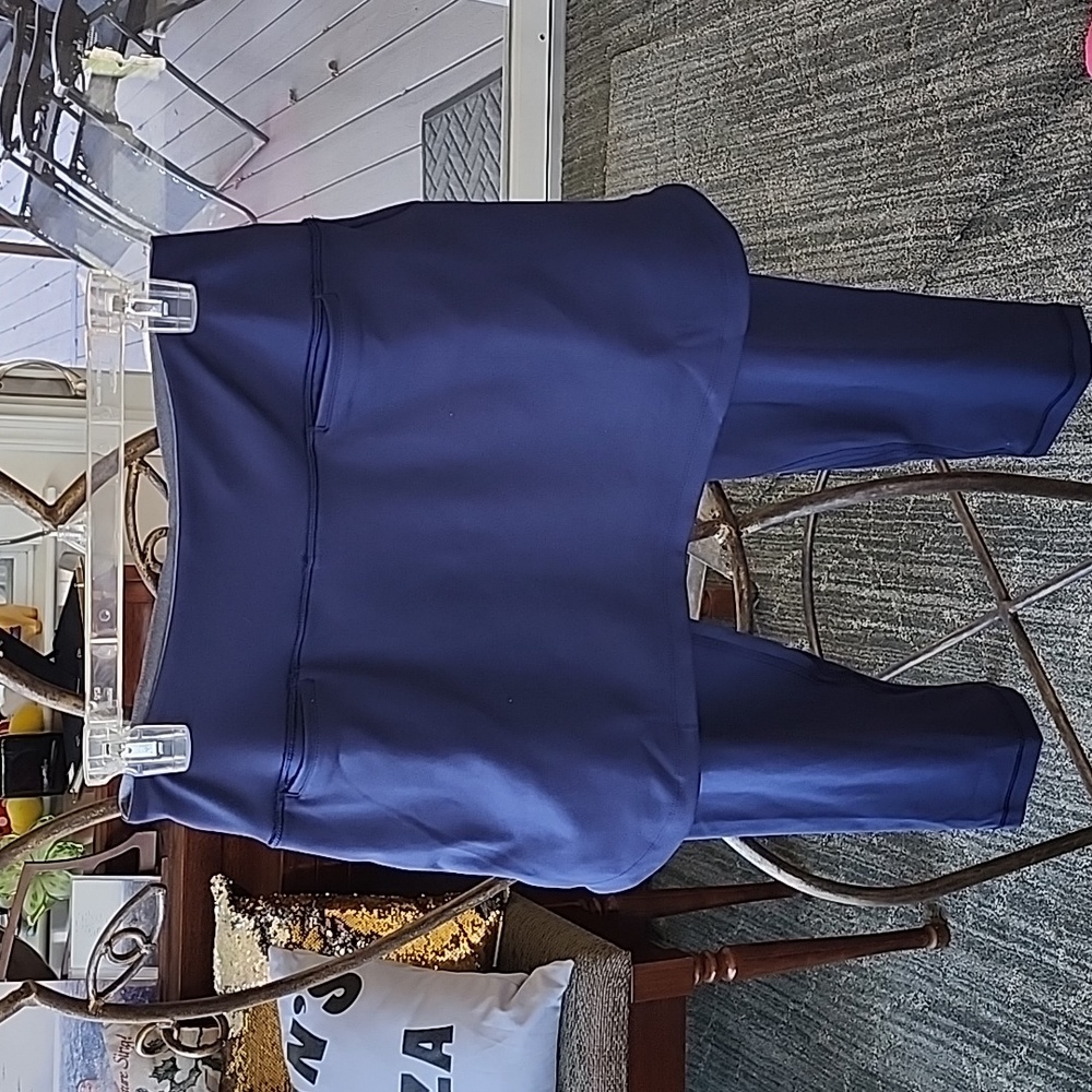 Women's golf capri/skirt combo